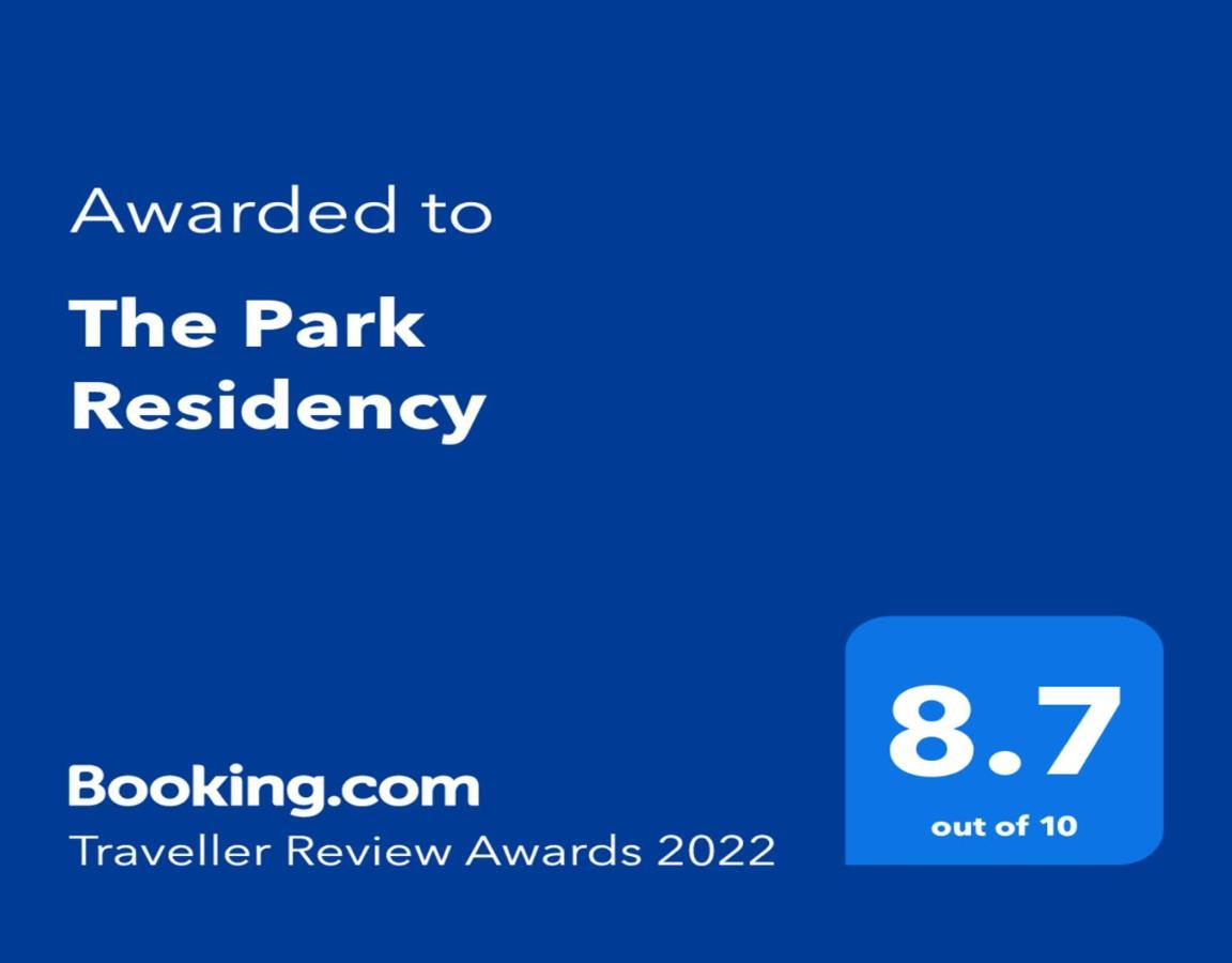 The Park Residency Ξενοδοχείο Ντεχραντούν Εξωτερικό φωτογραφία